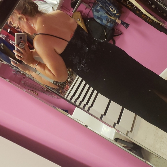 Black beaded formal dress - Picture 3 of 12